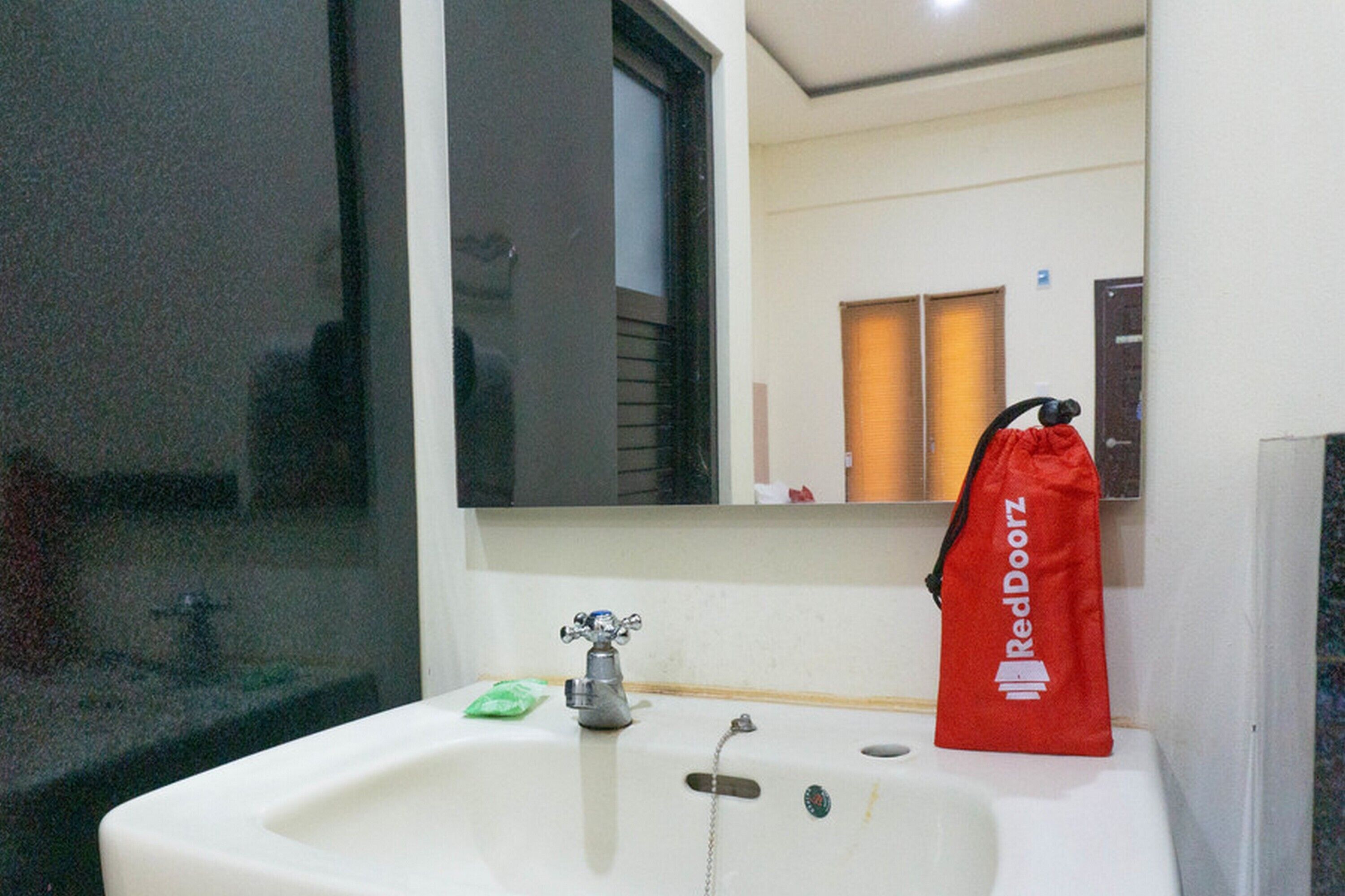 Sakura Homestay by RedDoorz
