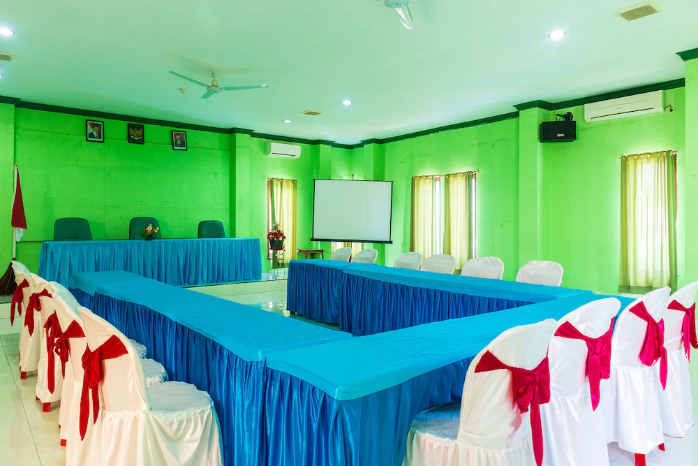 Greenia Hotel by OYO