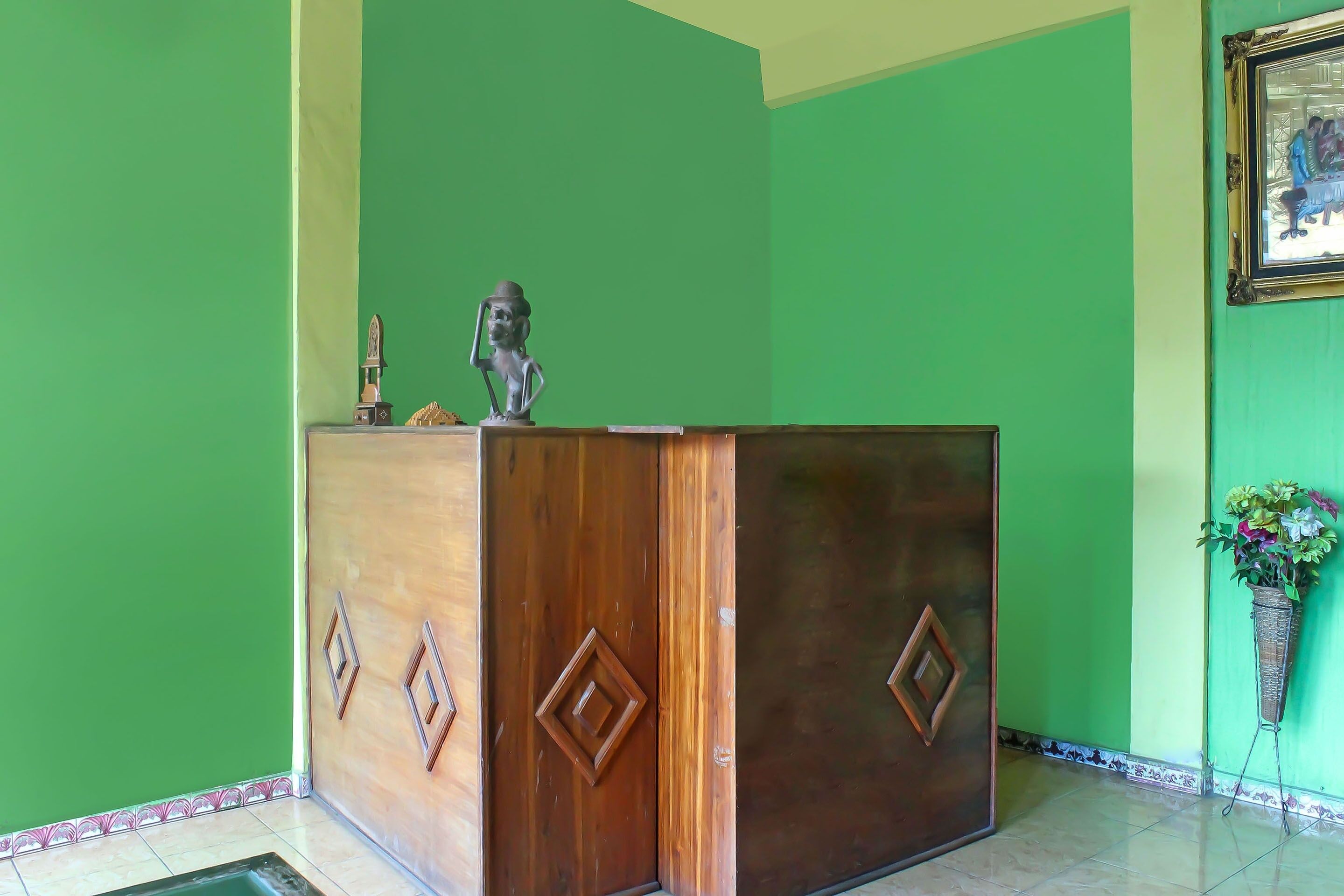 Hotel Brenton by OYO