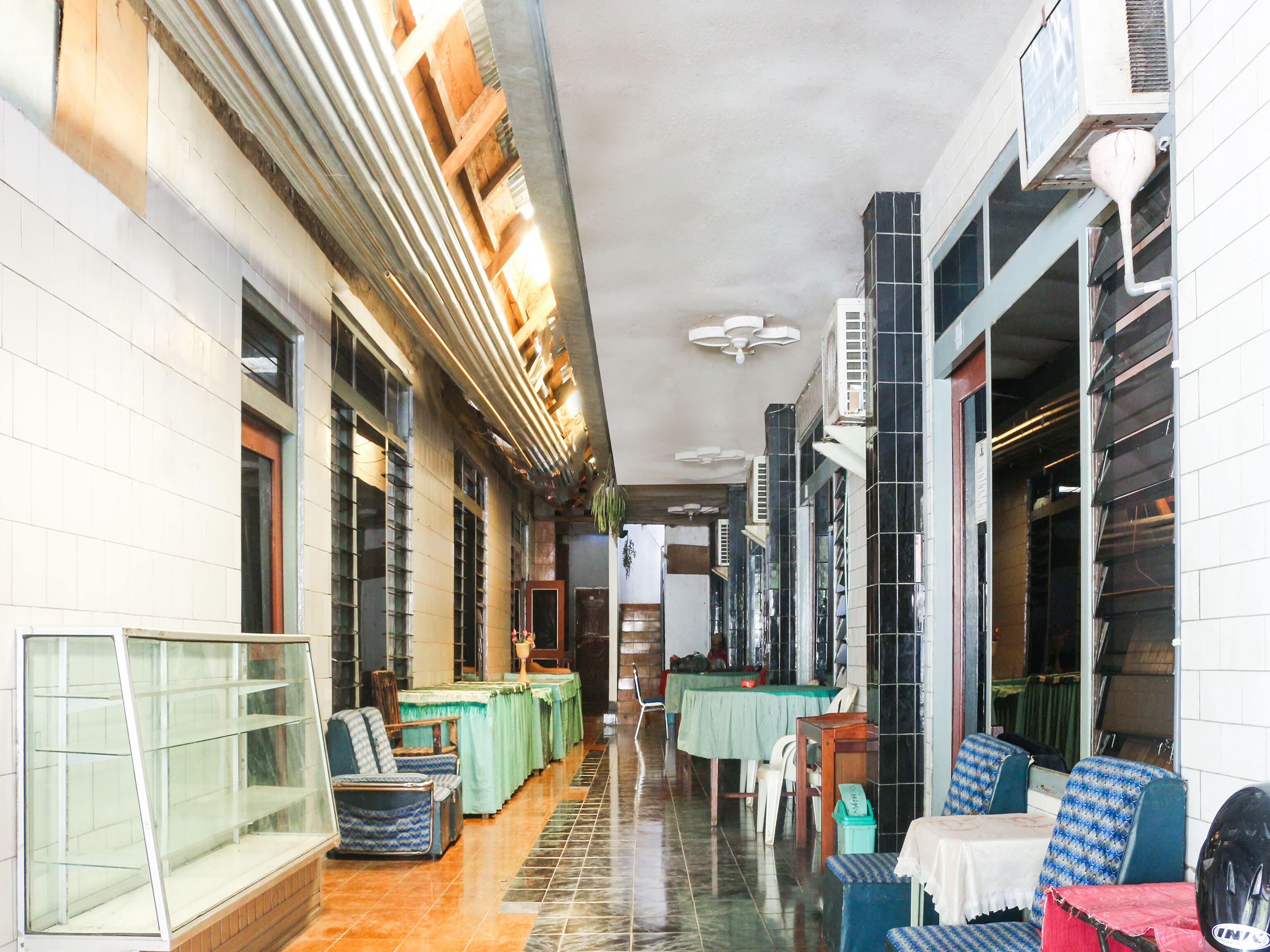 Spot On 91212 Hotel Kelimutu