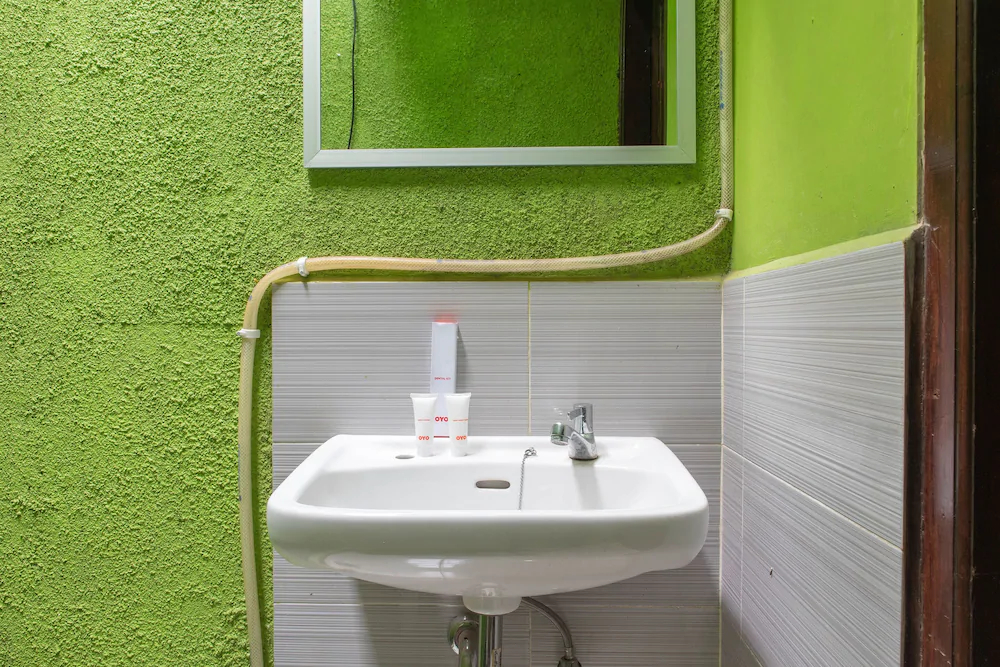 The Kost TDM 2 by OYO Rooms