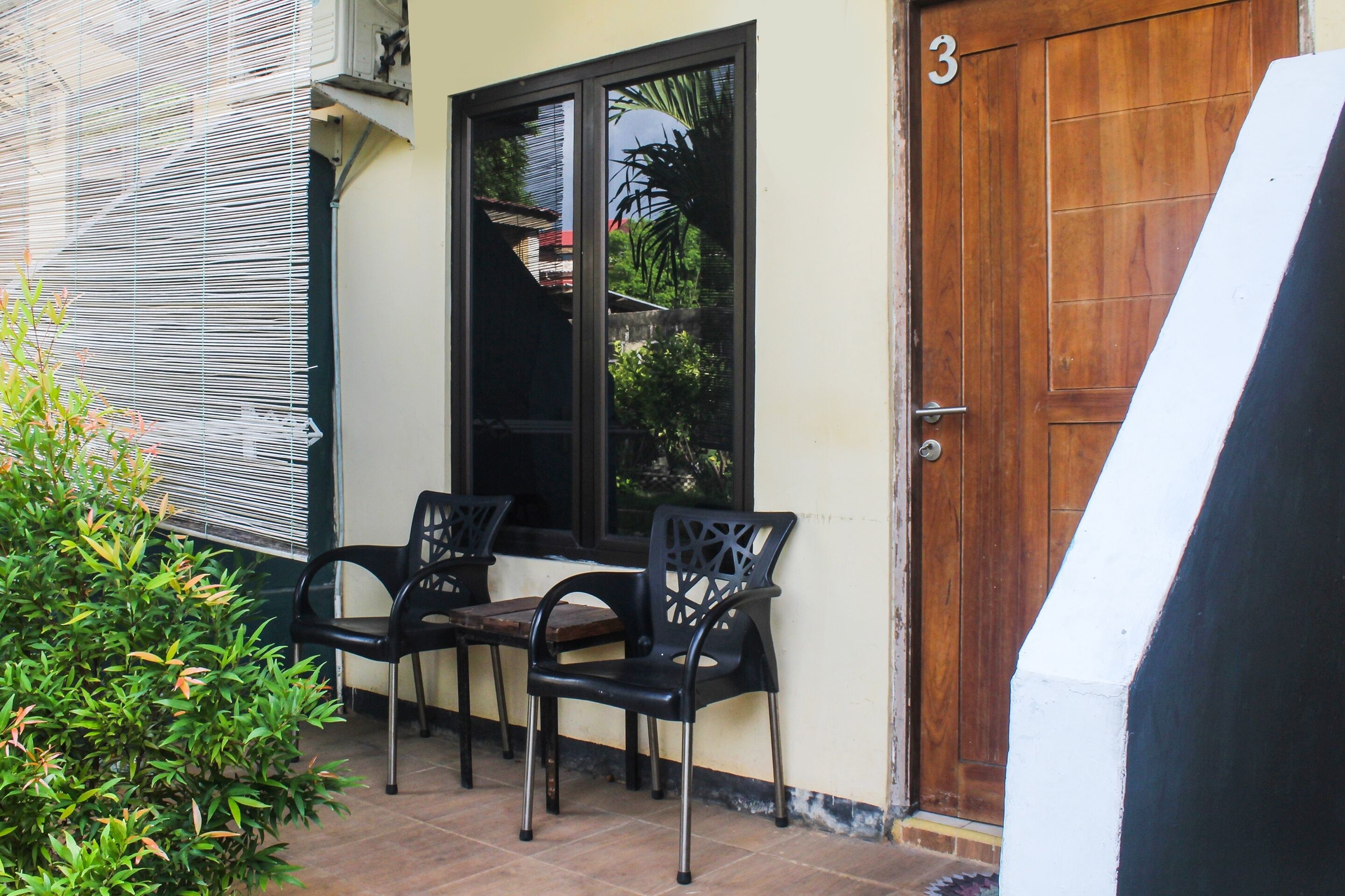 We Bro Kost by Oyo