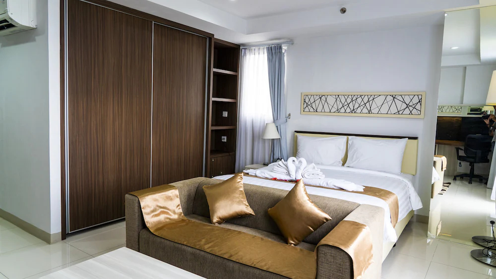 Azalea Suites by Jayakarta Group