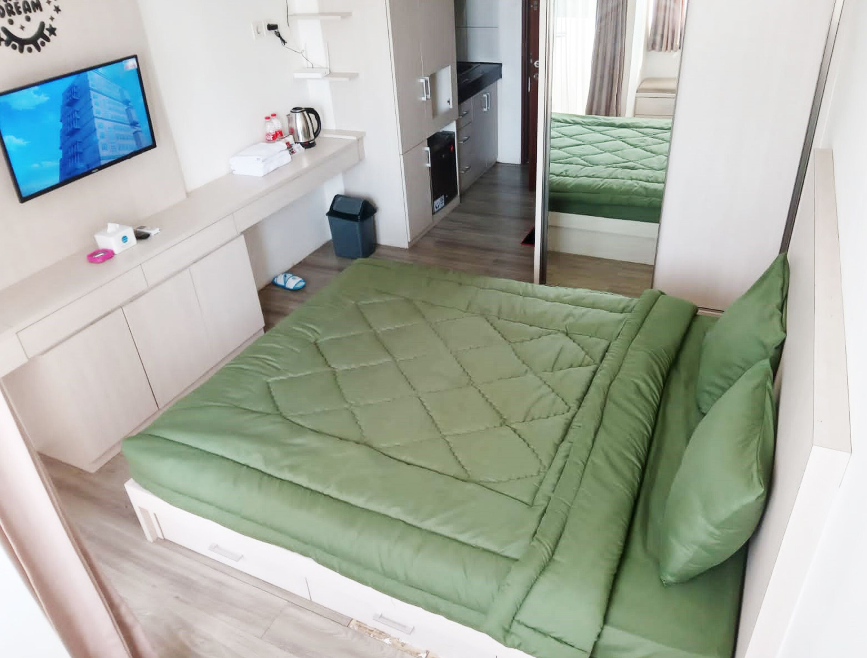 X-Press Bedroom Riverview Cikarang