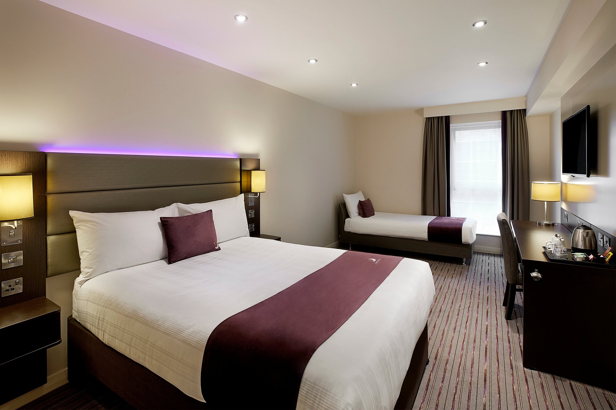 Premier Inn Dublin City Centre (Temple Bar) Hotel
