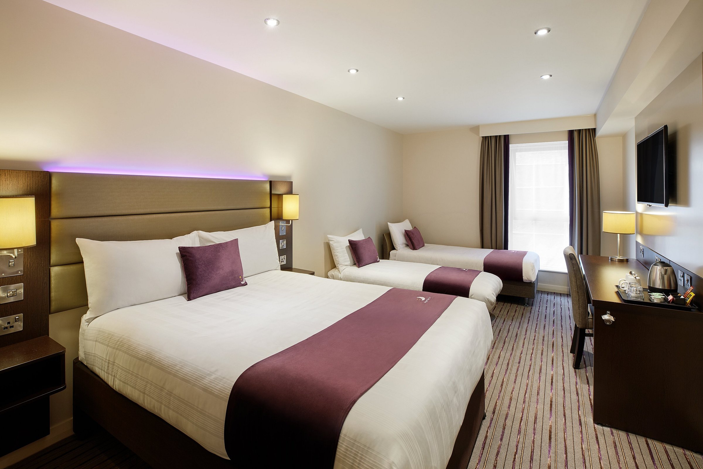 Premier Inn Dublin City Centre (Temple Bar) Hotel