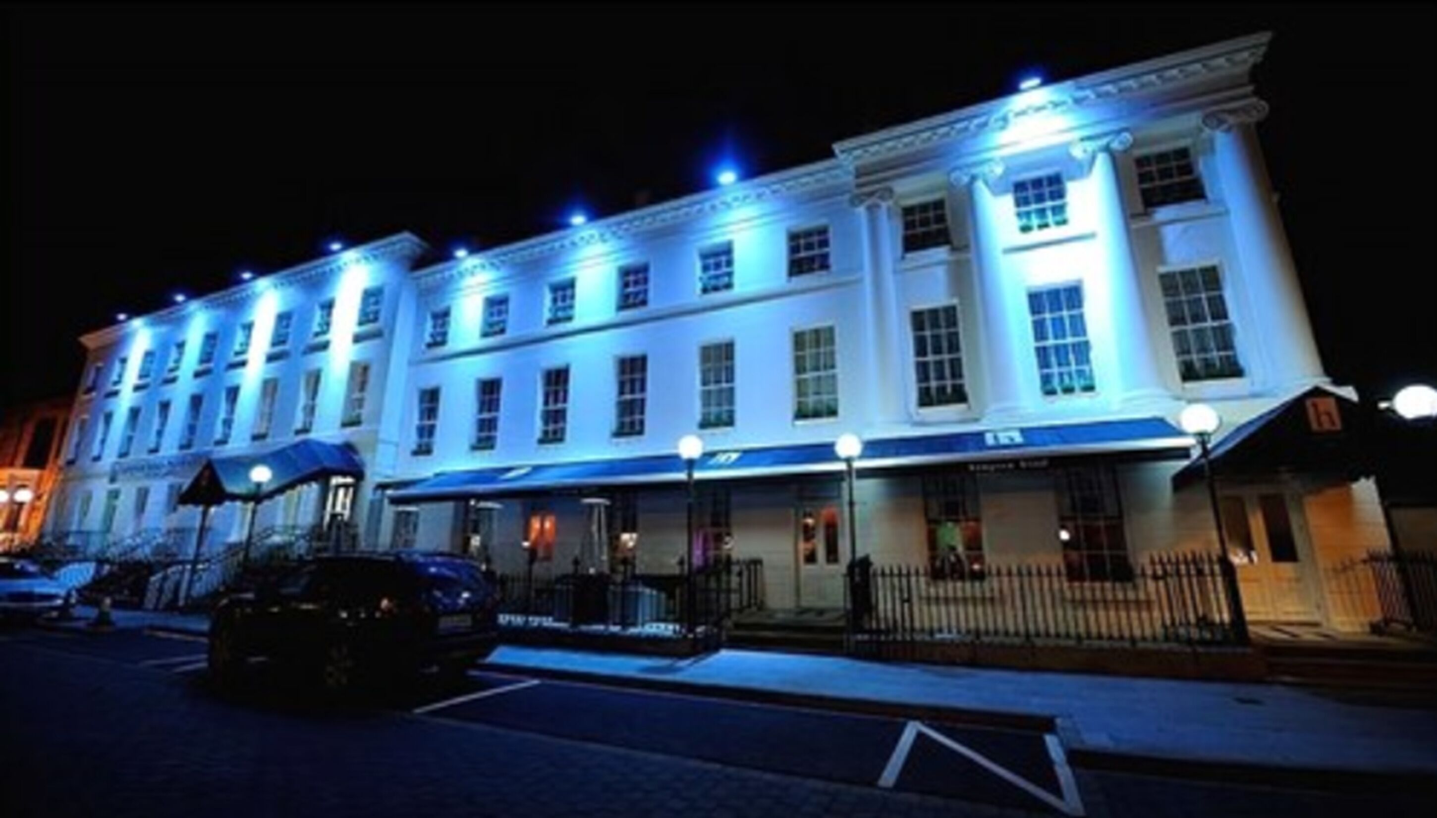 Hampton Hotel