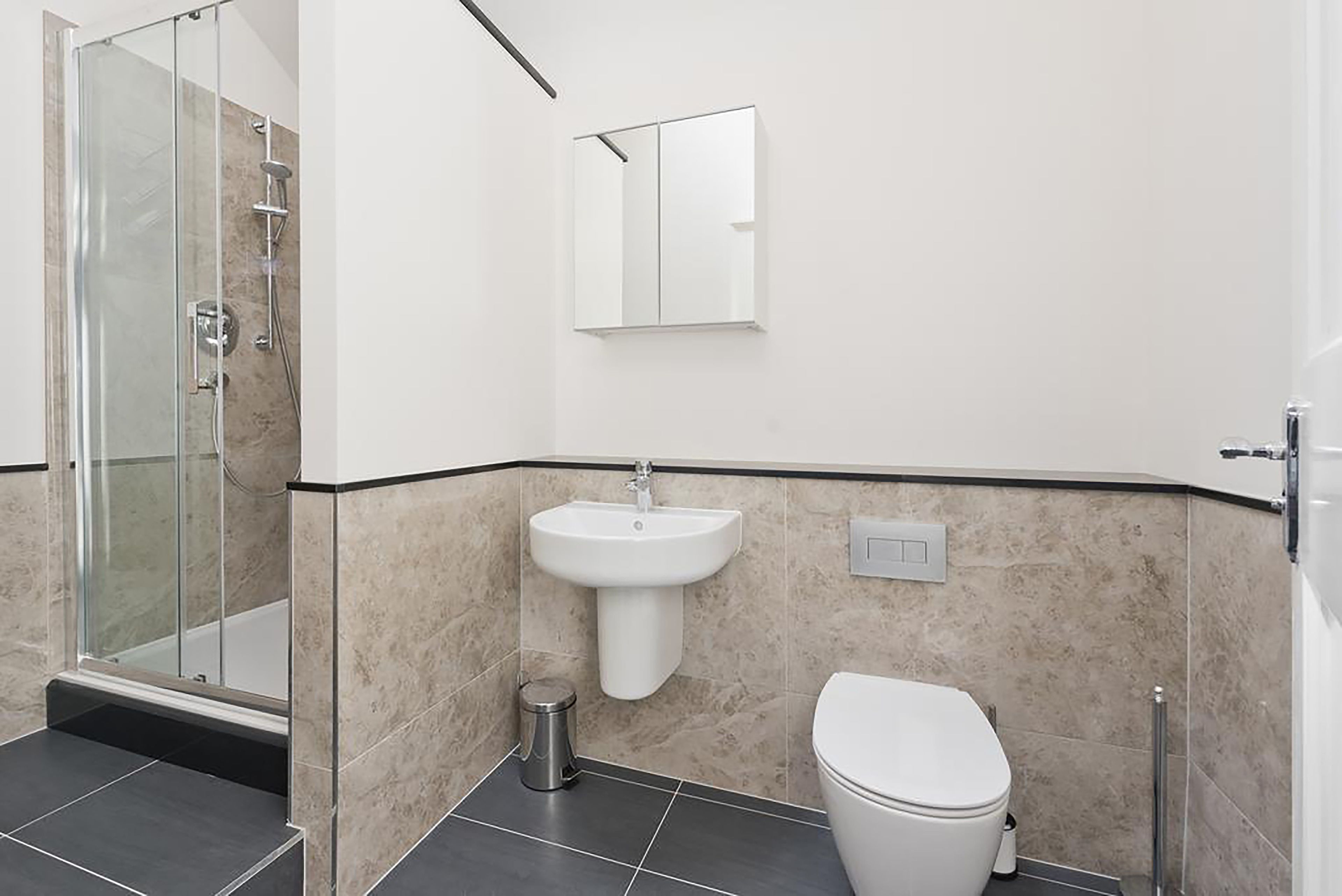 The Henrietta Suites