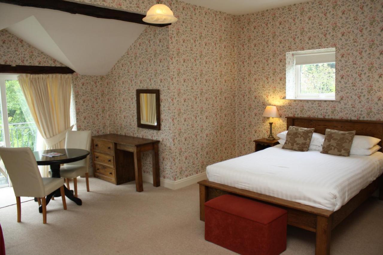 Woodhill House