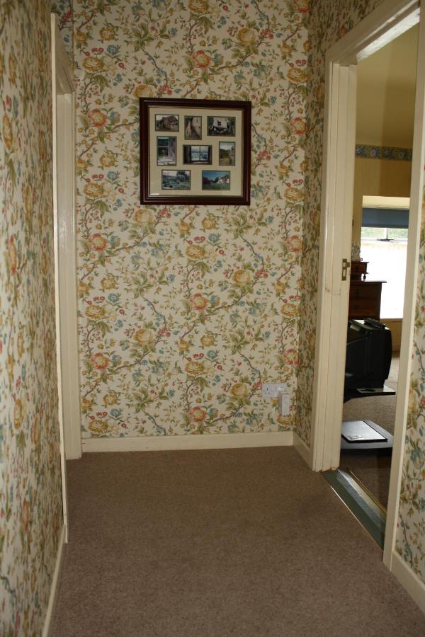 Woodhill House