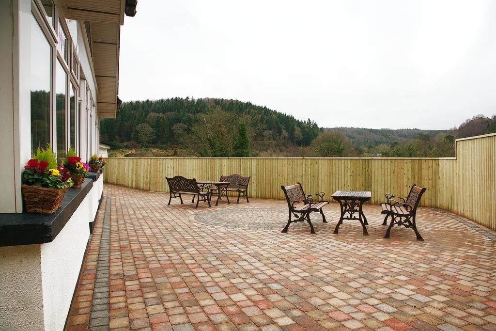 Woodenbridge Hotel & Lodge