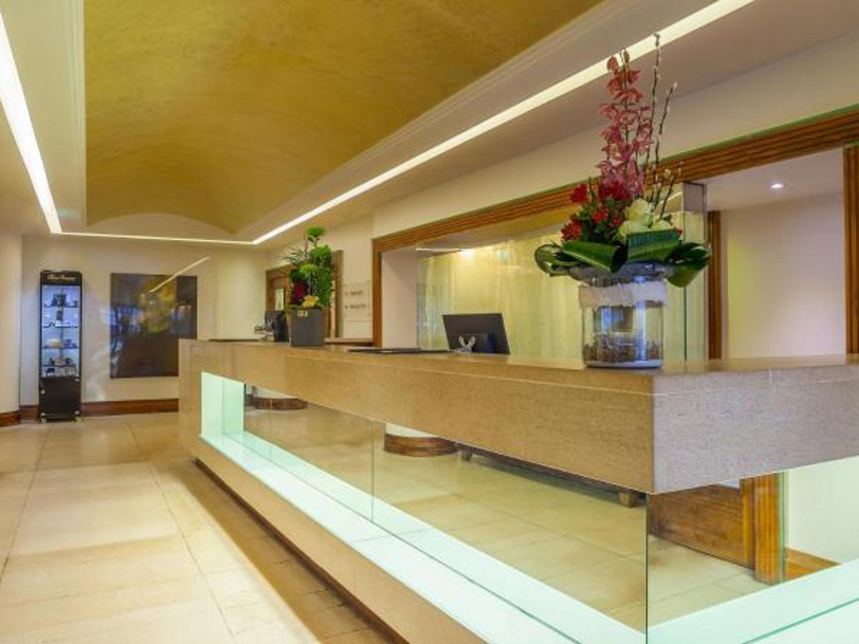 Prince Of Wales Hotel