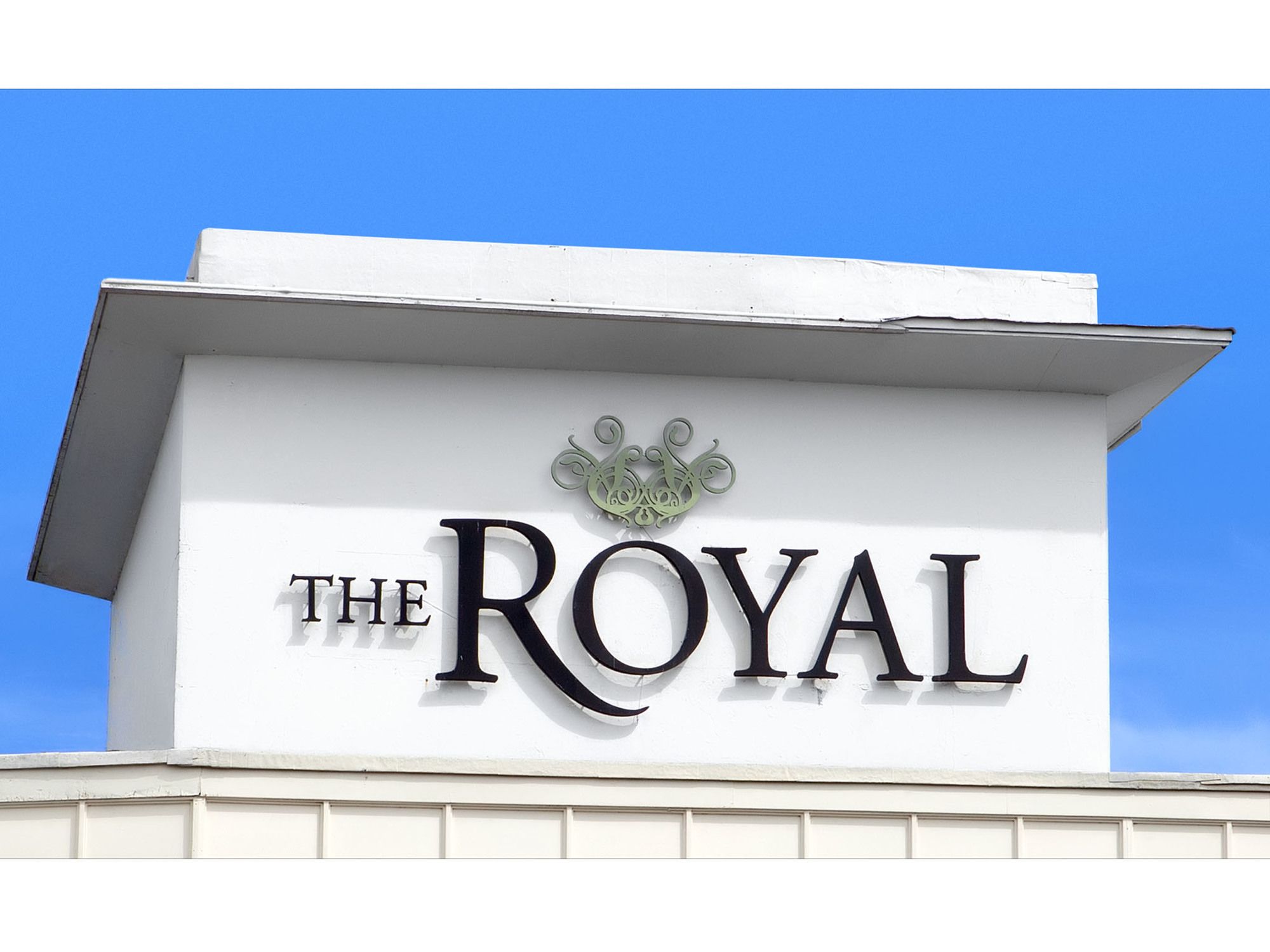 Royal Hotel and Merrill Leisure Club