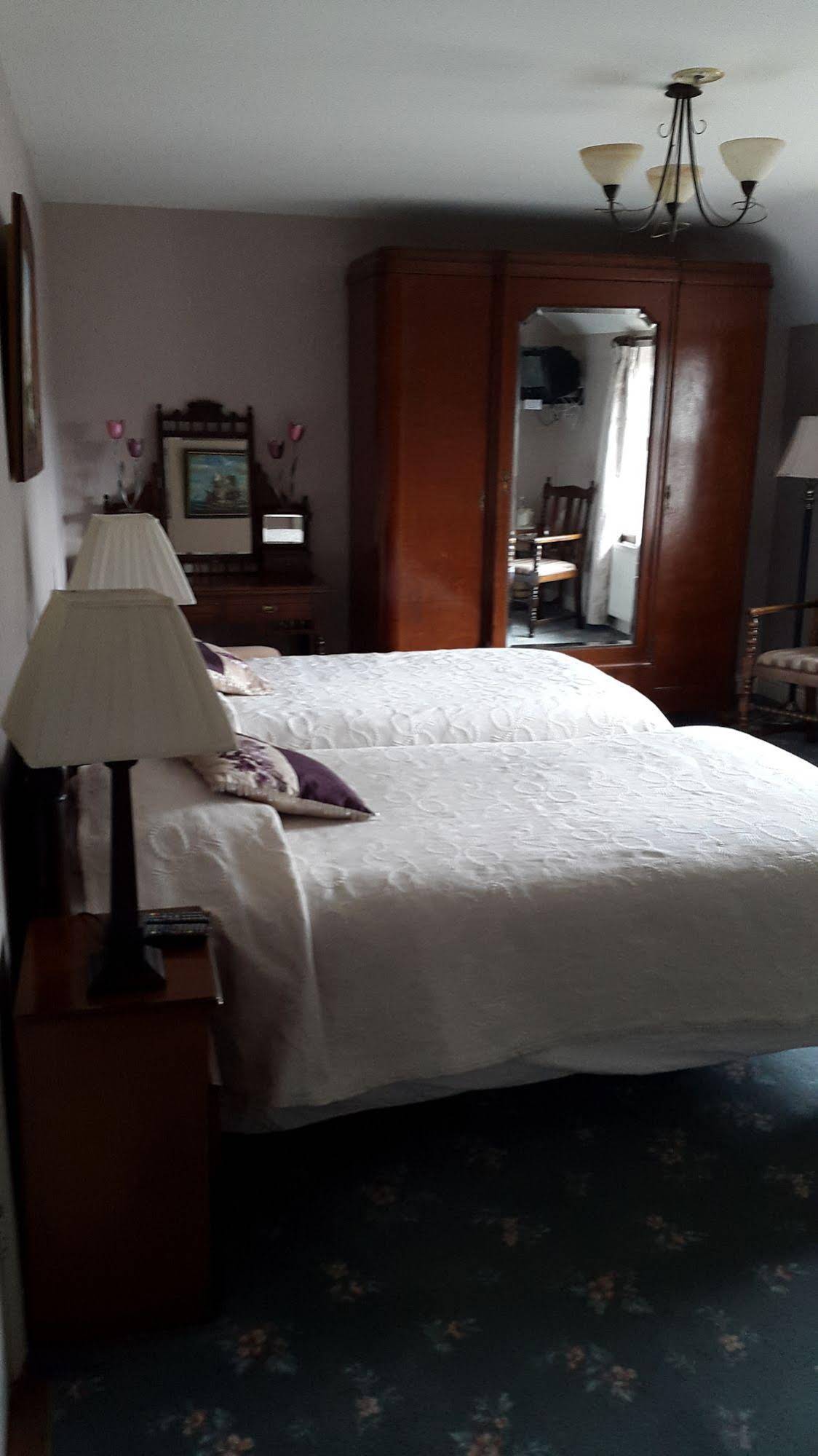 Coolanowle Country House