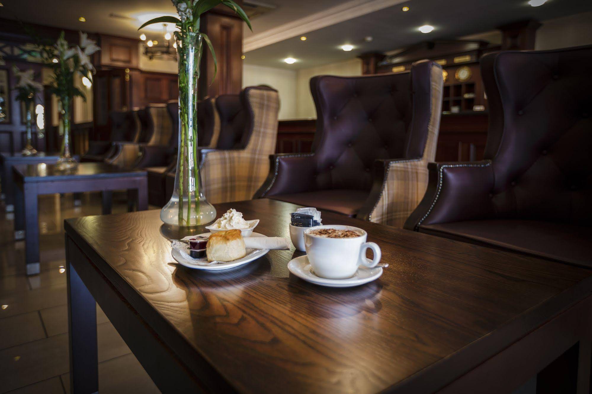 Downings Bay Hotel