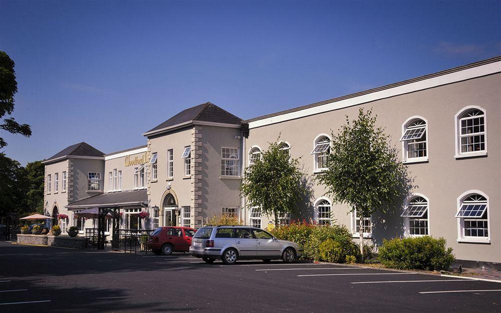 Woodford Dolmen Hotel