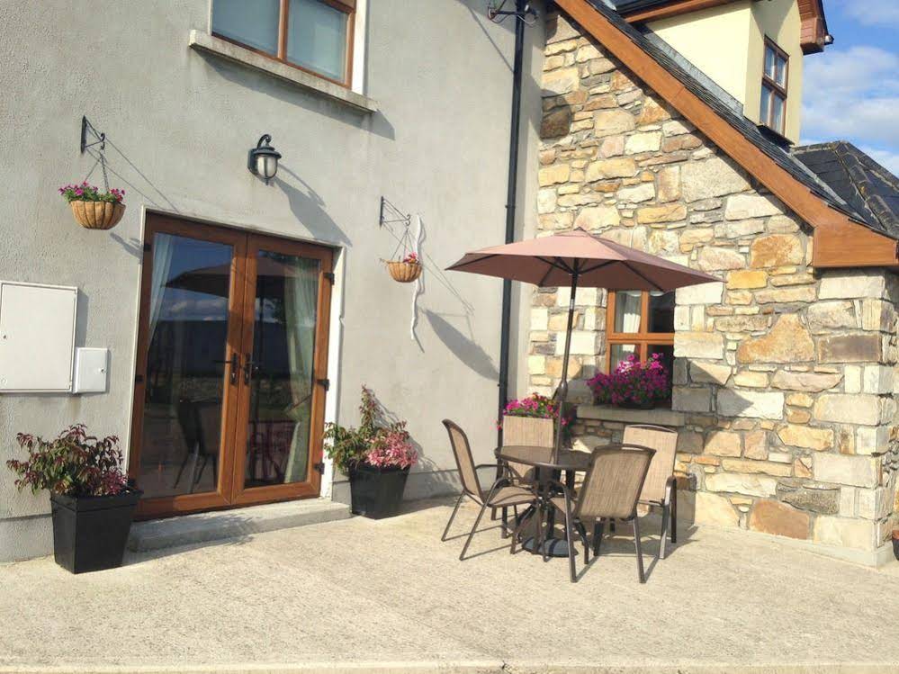 Ballinaboy Lodge Bed and Breakfast