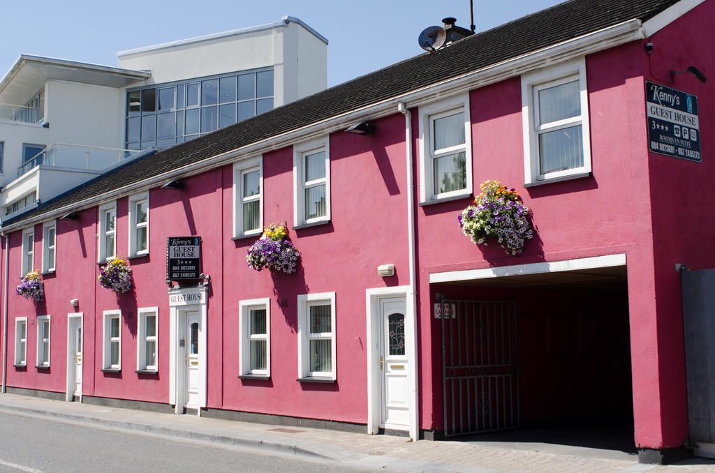 Kenny's Guest House