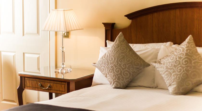 TF Royal Hotel & Theatre