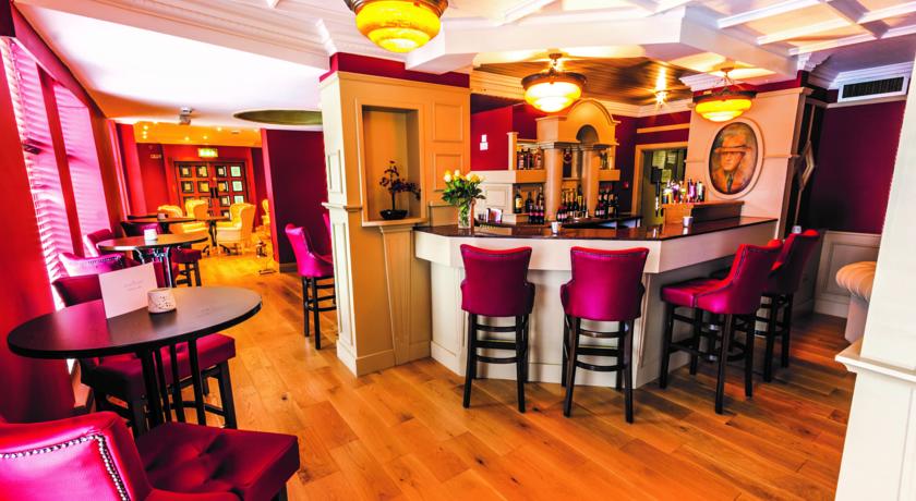 TF Royal Hotel & Theatre