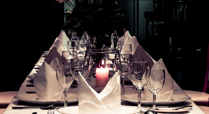 TF Royal Hotel & Theatre