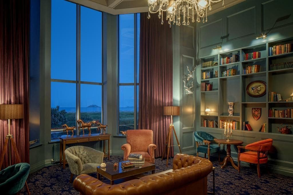 Garryvoe Hotel