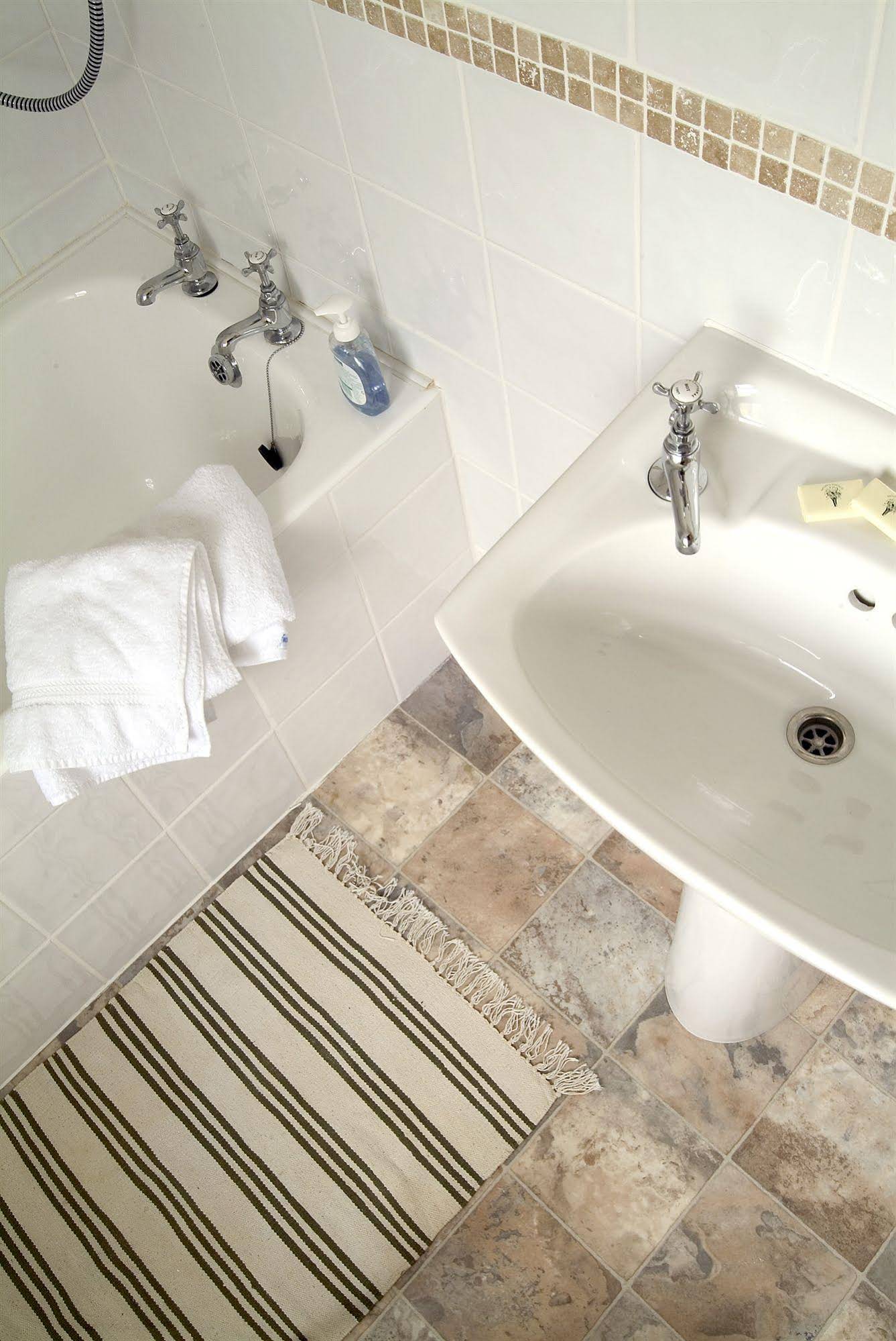 Sharamore House B&B