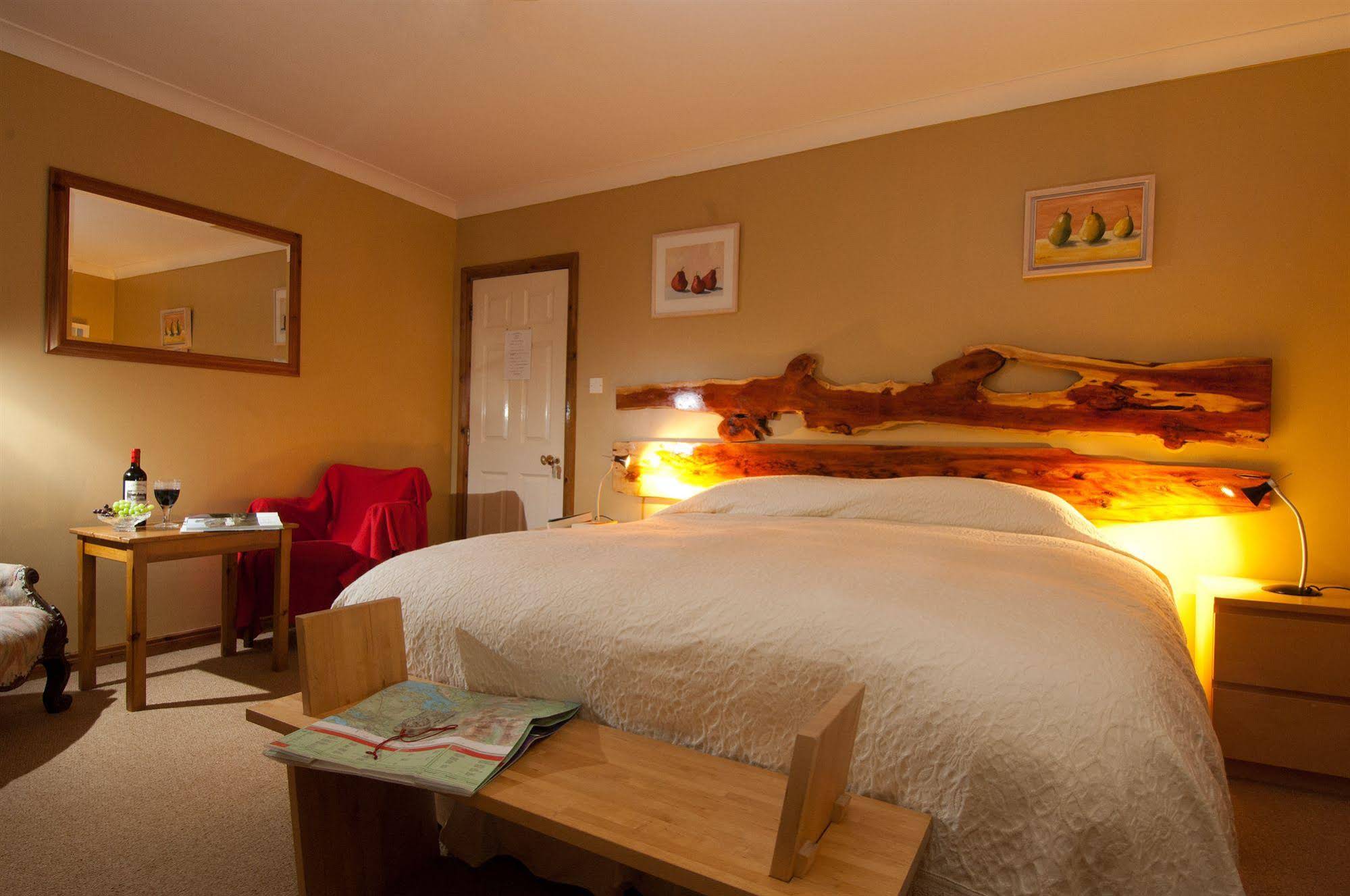 Sharamore House B&B