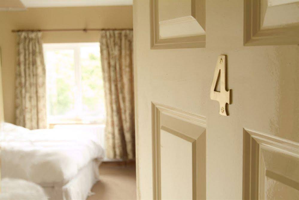 Sharamore House B&B
