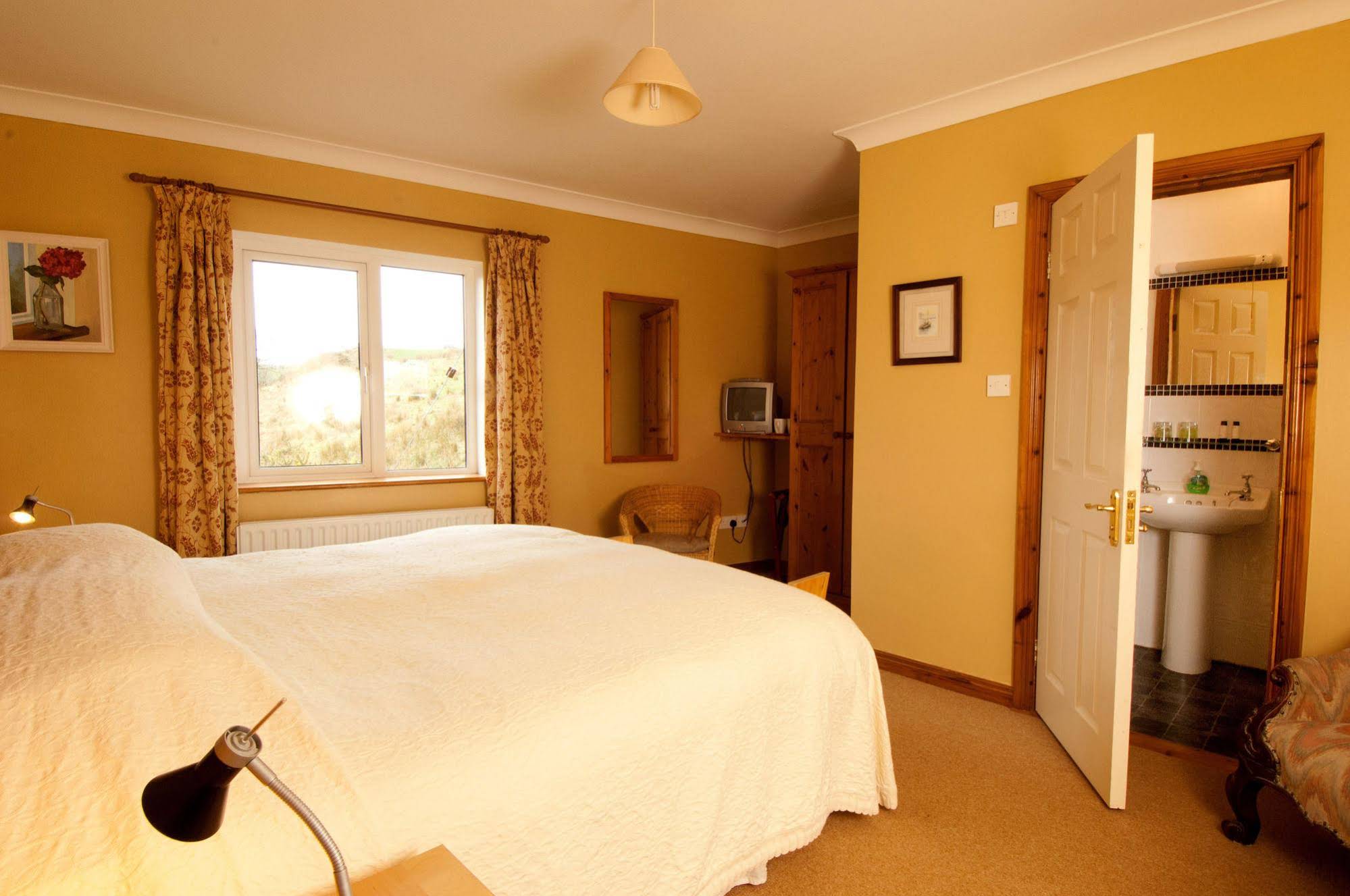 Sharamore House B&B