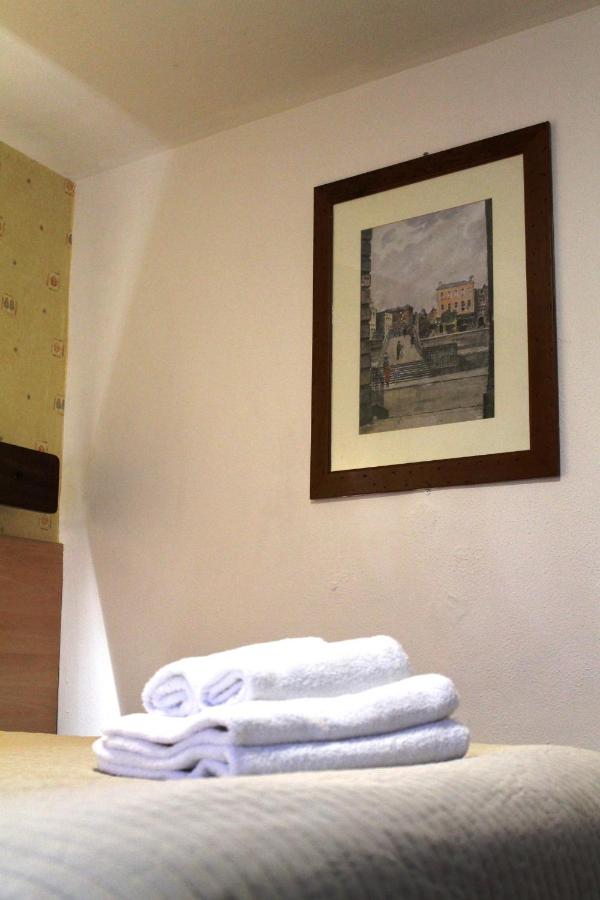 Ashley Hotel