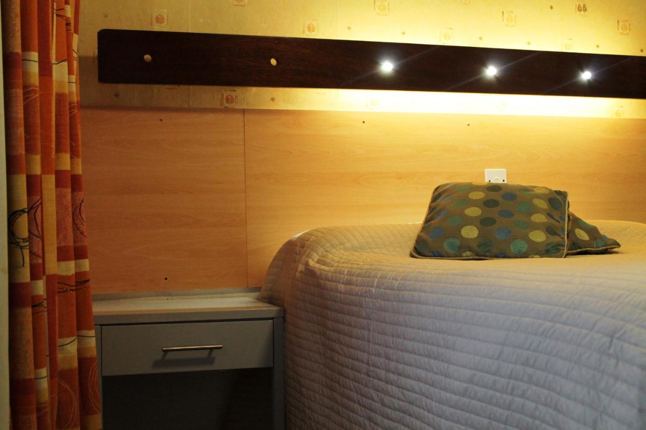 Ashley Hotel
