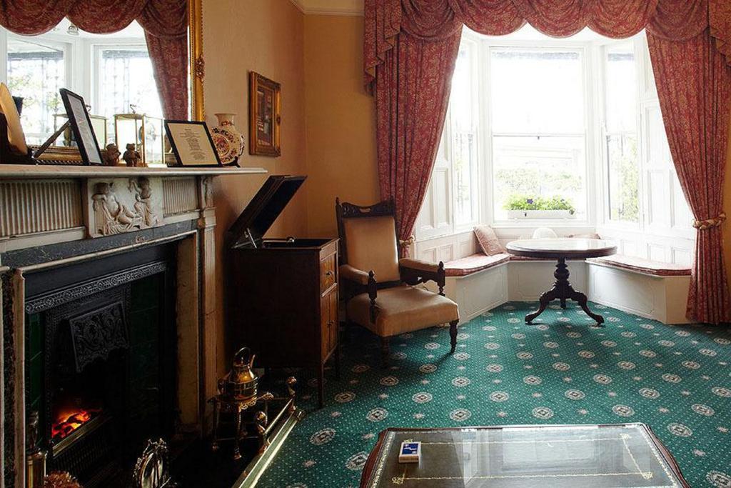 Belvedere Lodge
