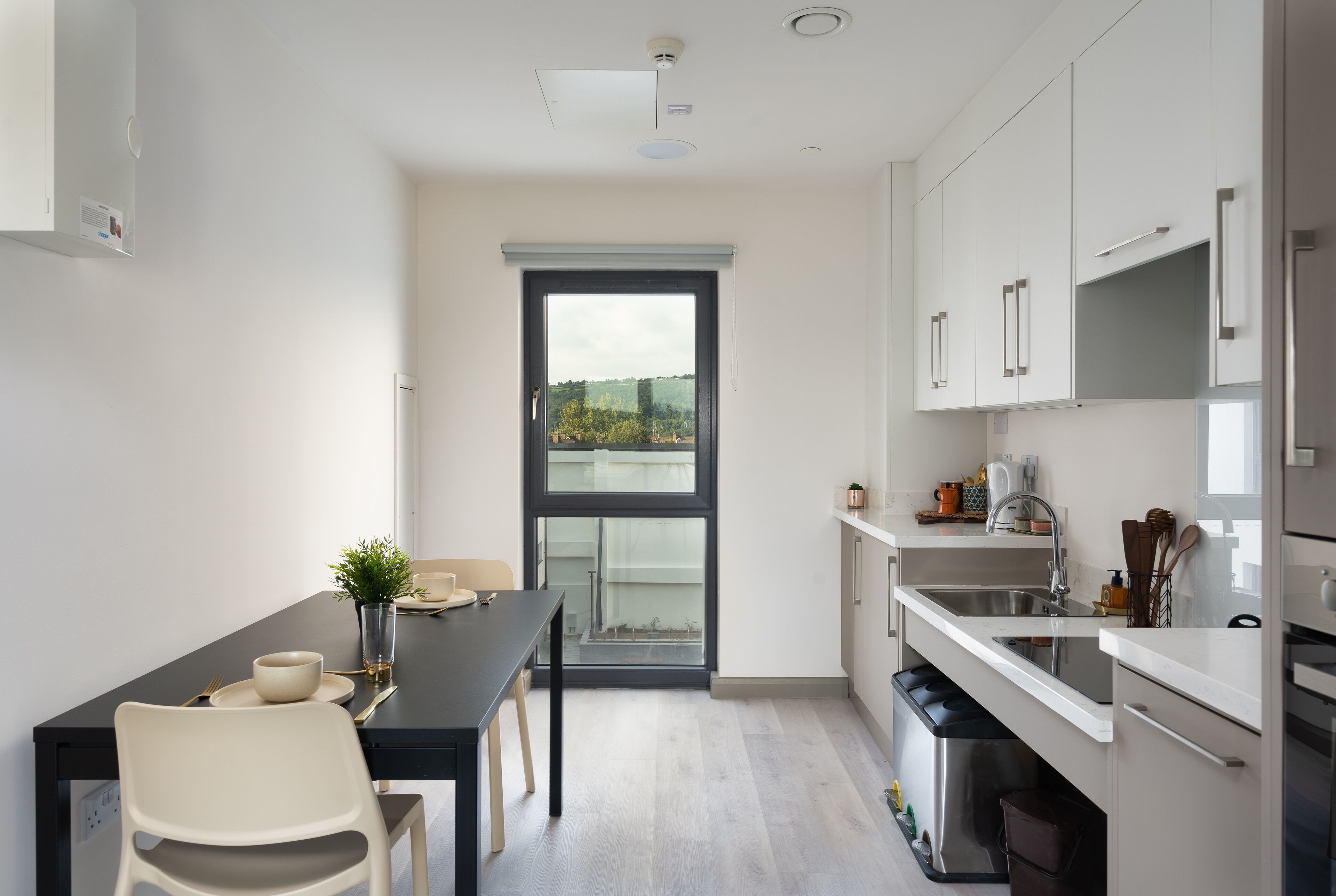 Yugo Explore Melbourn Point