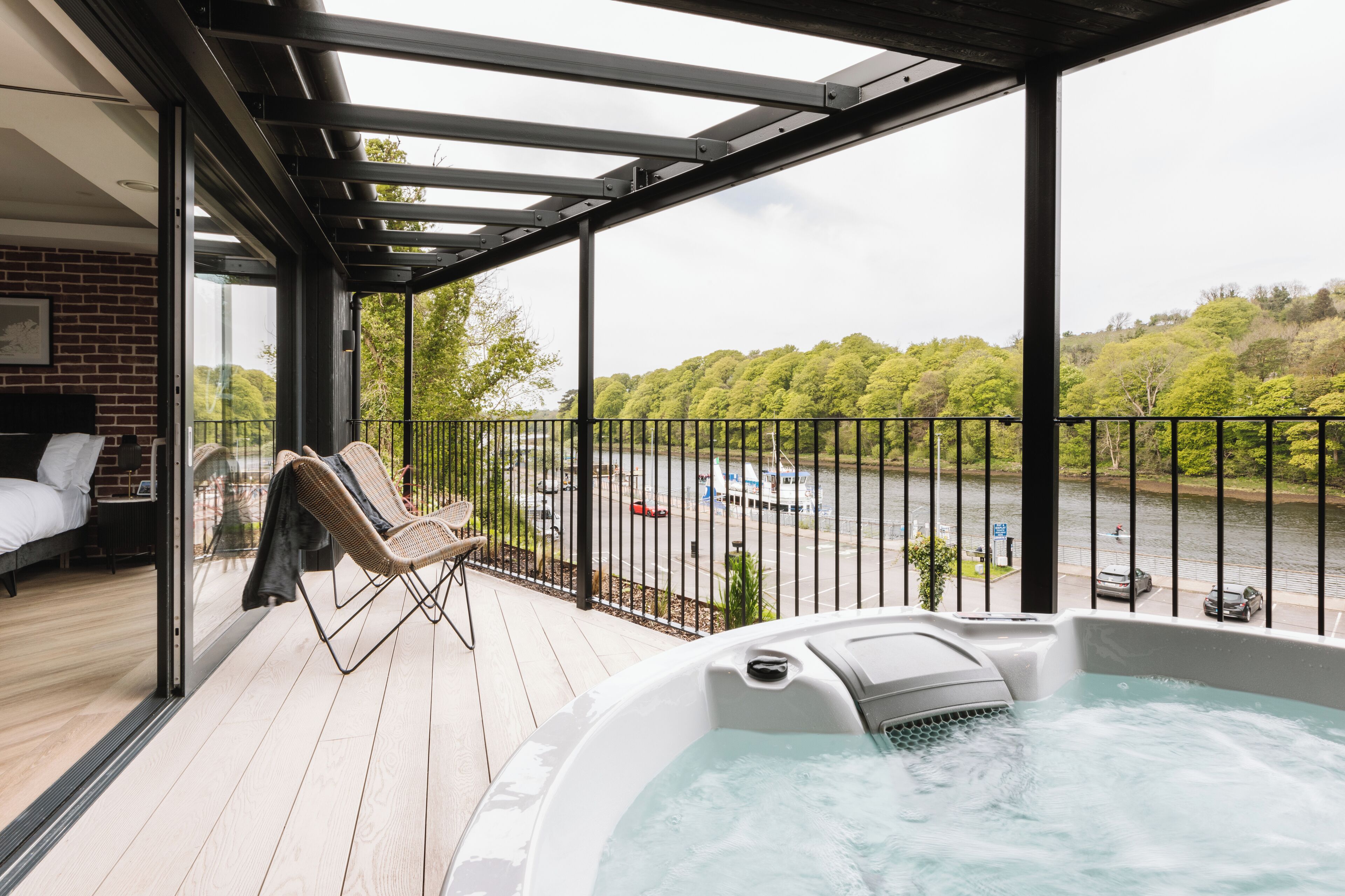 The Cliffe At The Quay