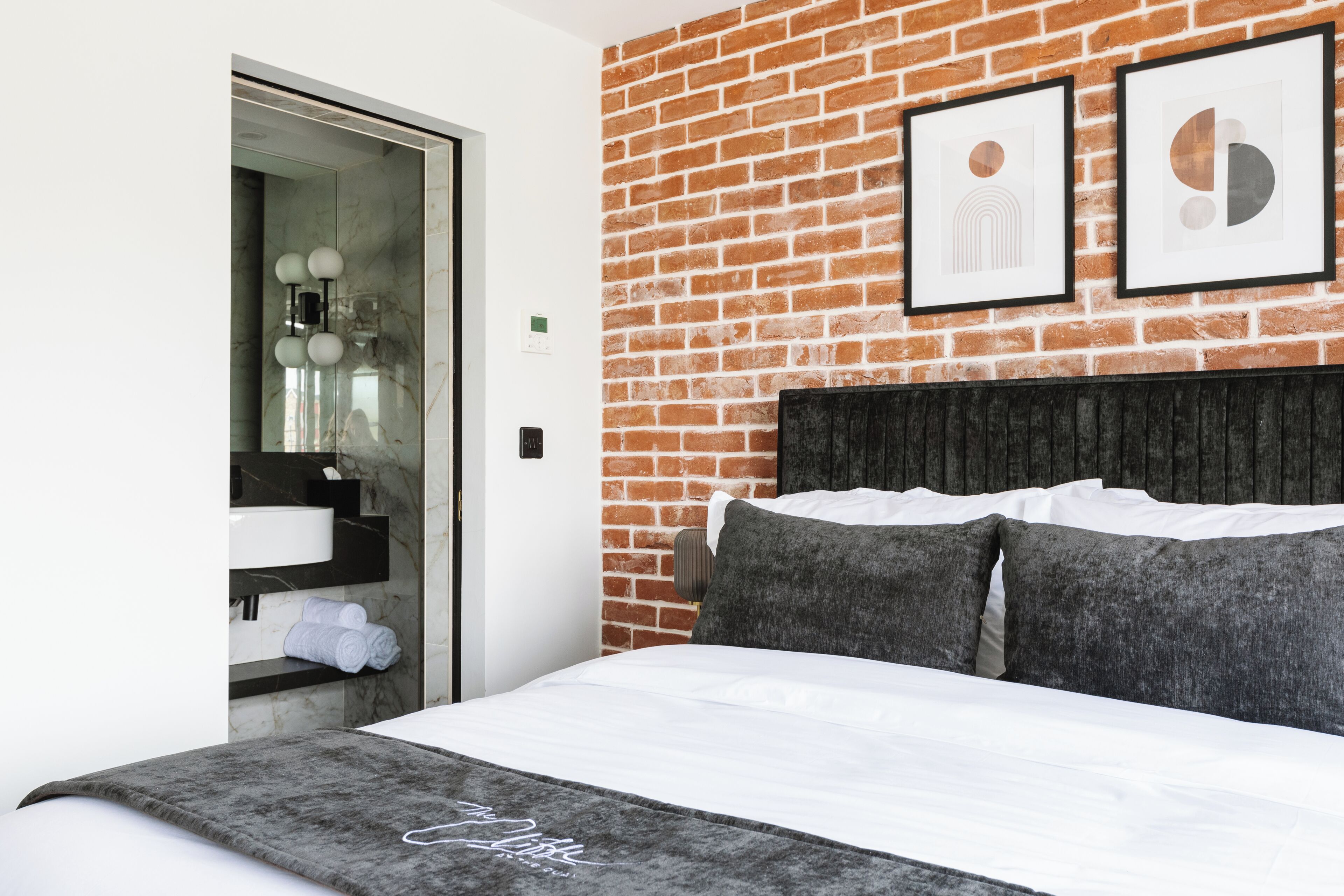 The Cliffe At The Quay