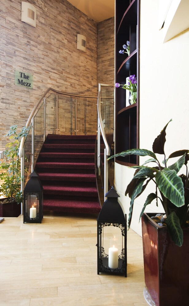 Farmers Kitchen Hotel