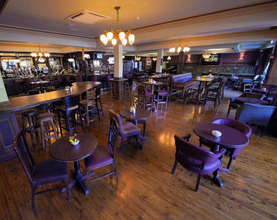 Treacys West County Conference Leisure Hotel