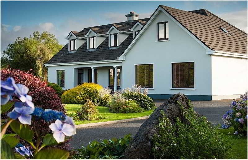 Crossriver Bed & Breakfast