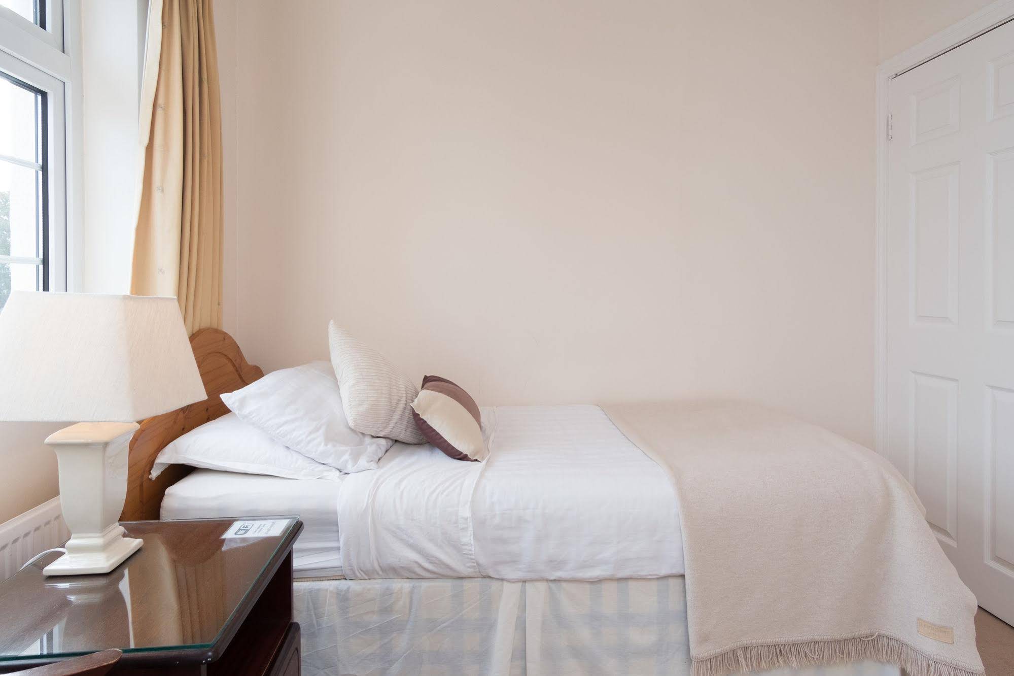 Four Seasons B&B