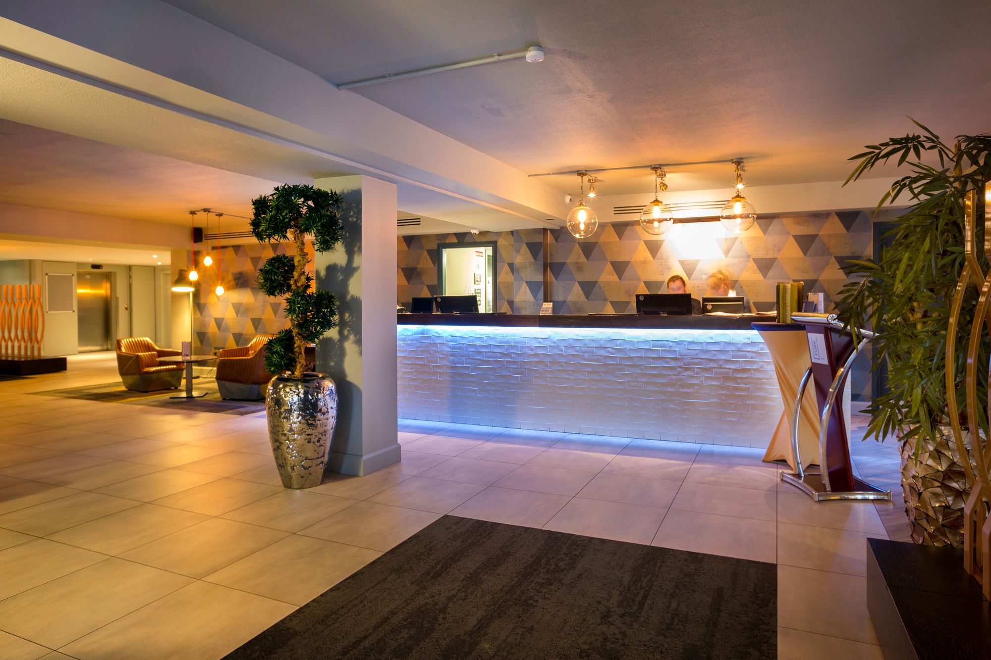 Nox Hotel