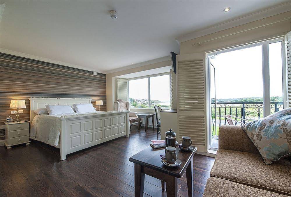 Sea Breeze Lodge B&B