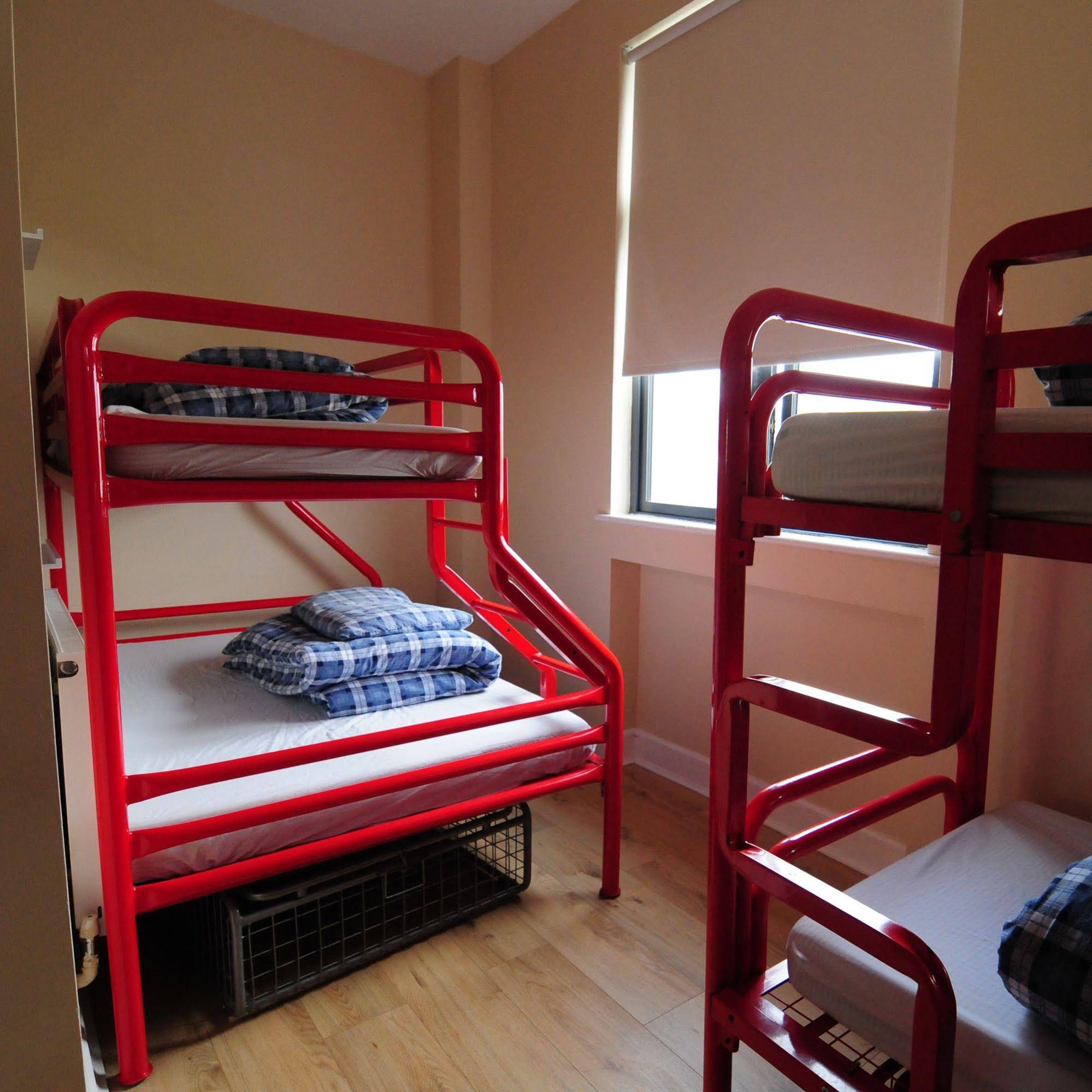 Snoozles Hostel