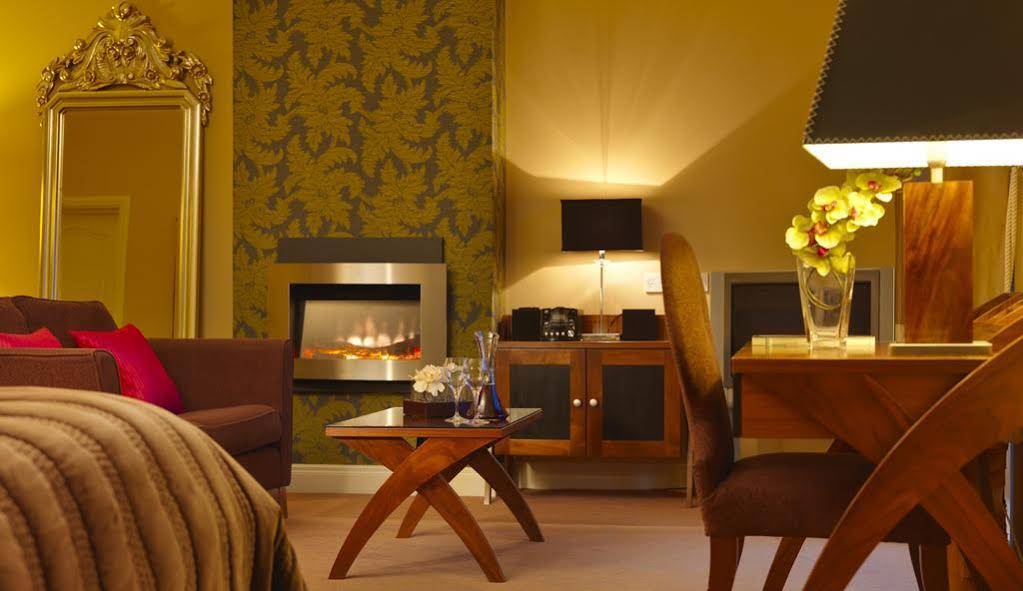 Brook Lane Hotel