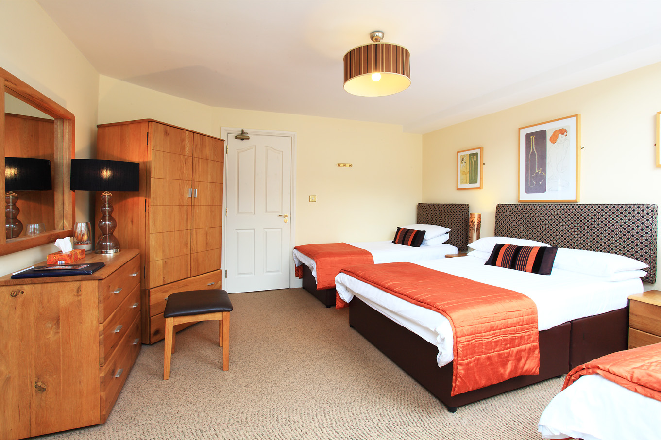 O'Donnabhain's Guesthouse B&B & Townhouses