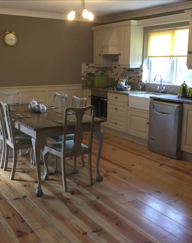 Kilcloon Cottages