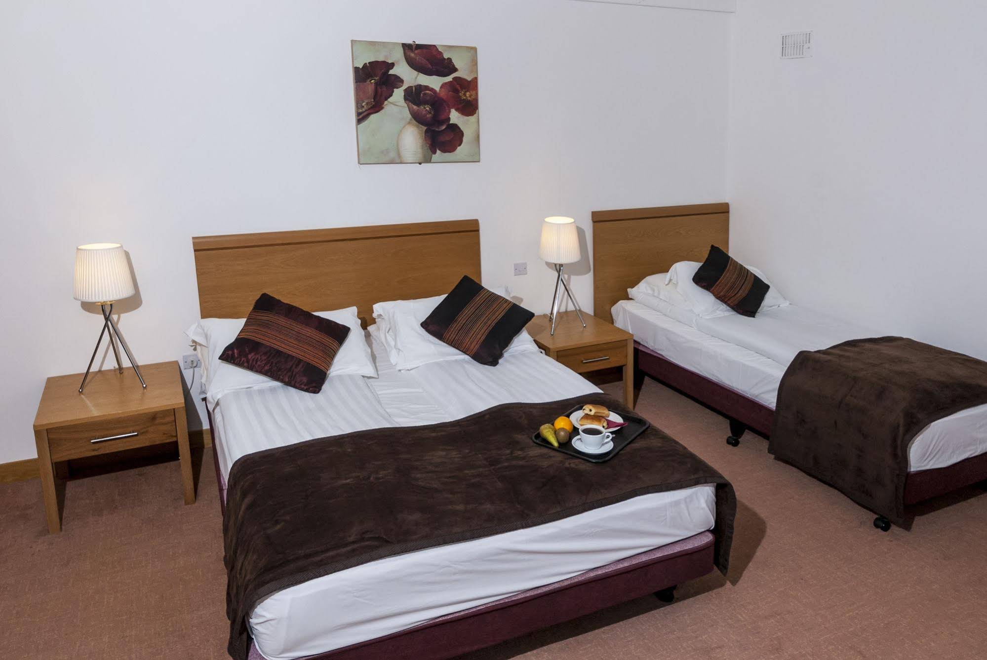 Kilkenny House Hotel