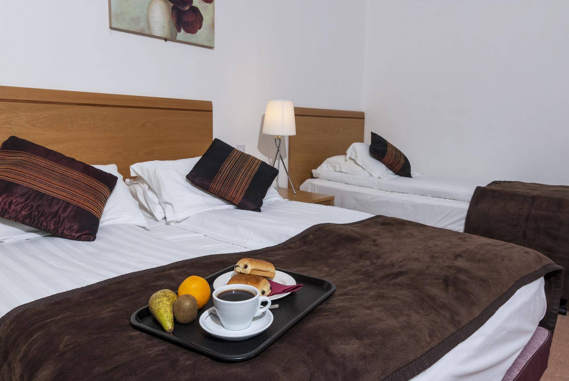 Kilkenny House Hotel