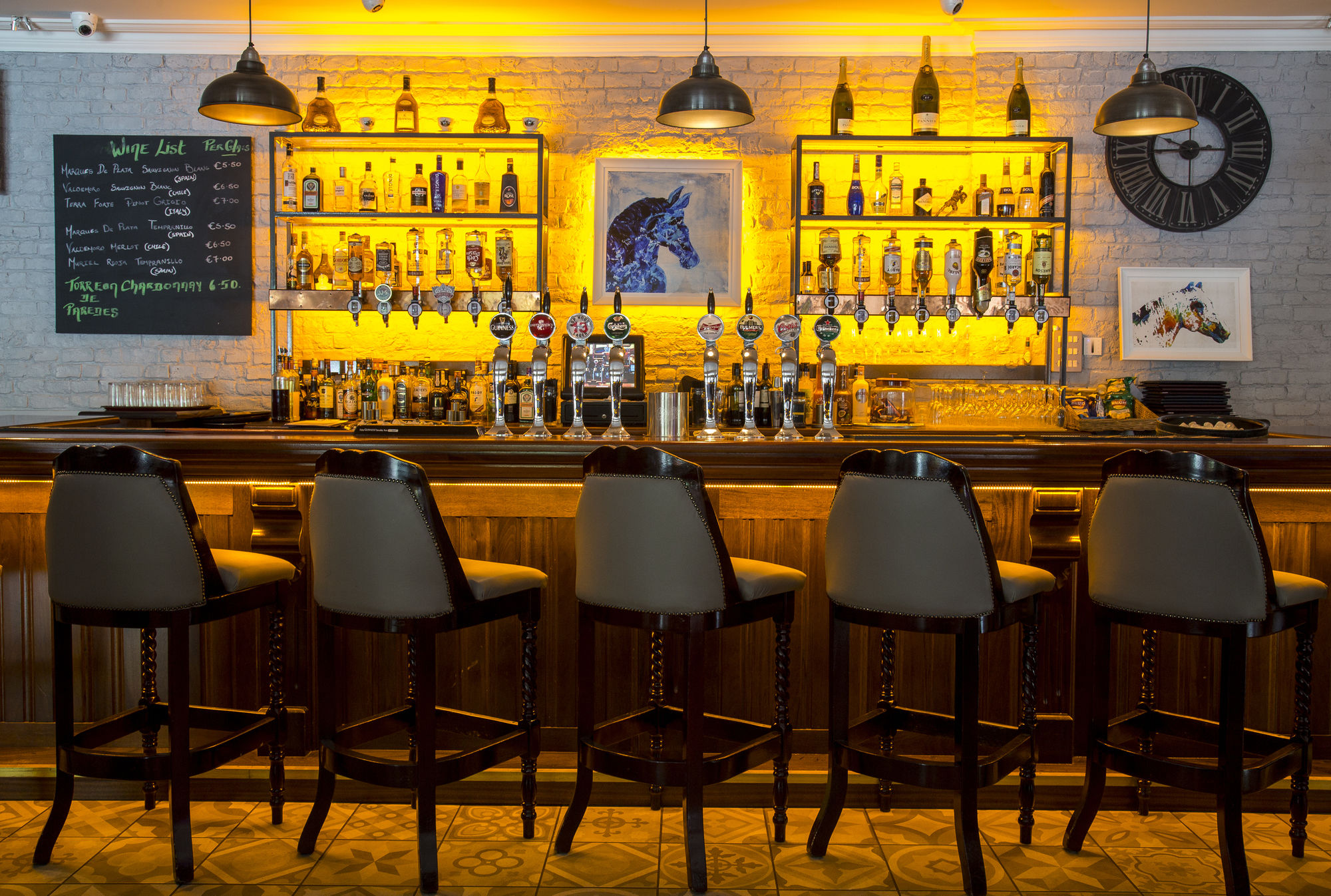 The Springhill Court Hotel