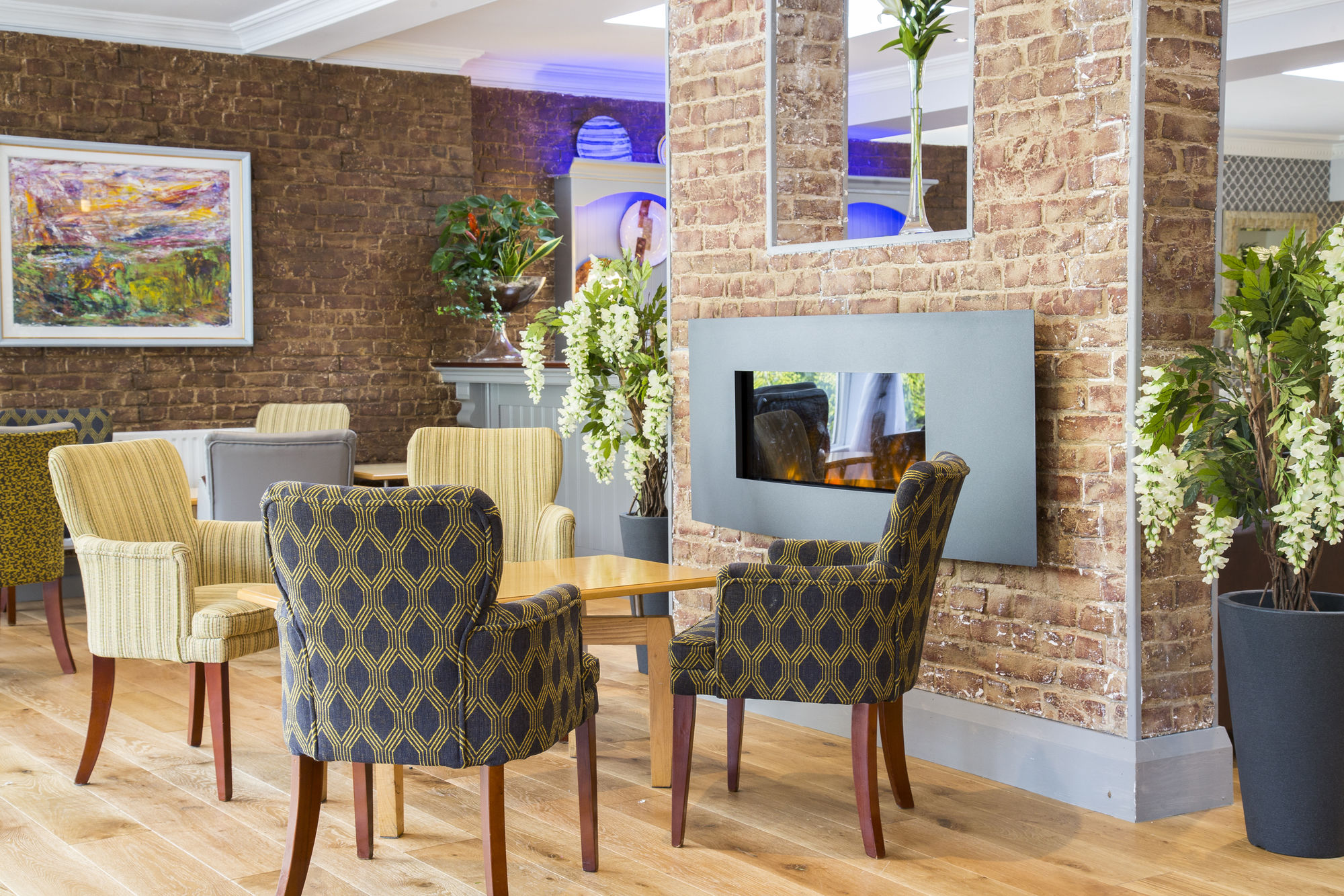 The Springhill Court Hotel